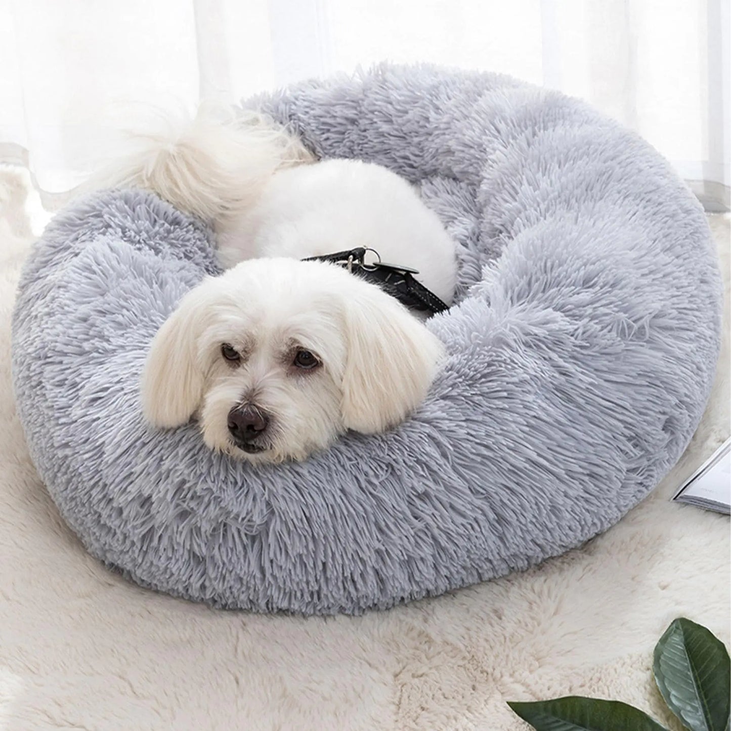 Peaceful Paws Calming donut, Anti-Anxiety bed 20 inch Small dog